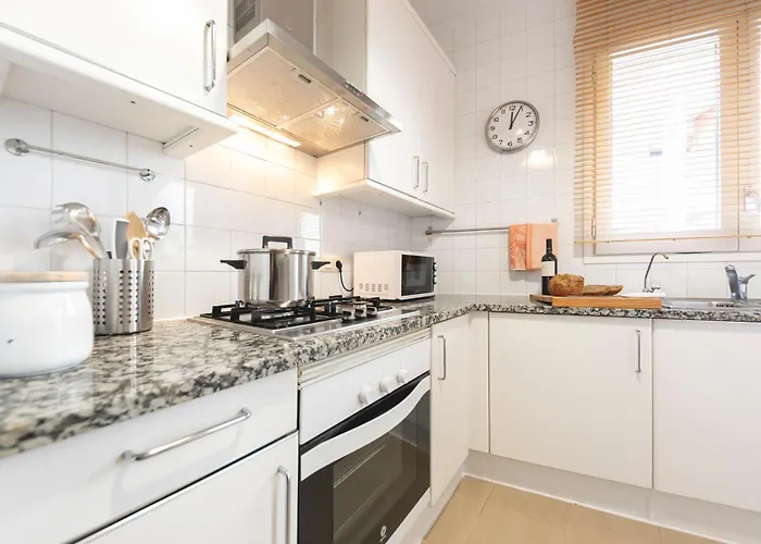 Bravissimo Sunset Girona